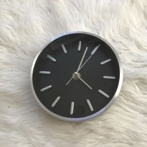 NWOT Clock